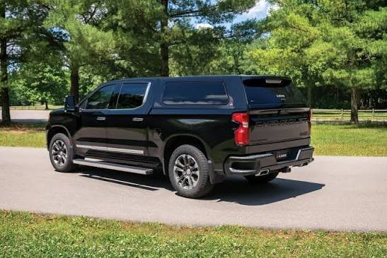 LEER 100XQ Truck Cap